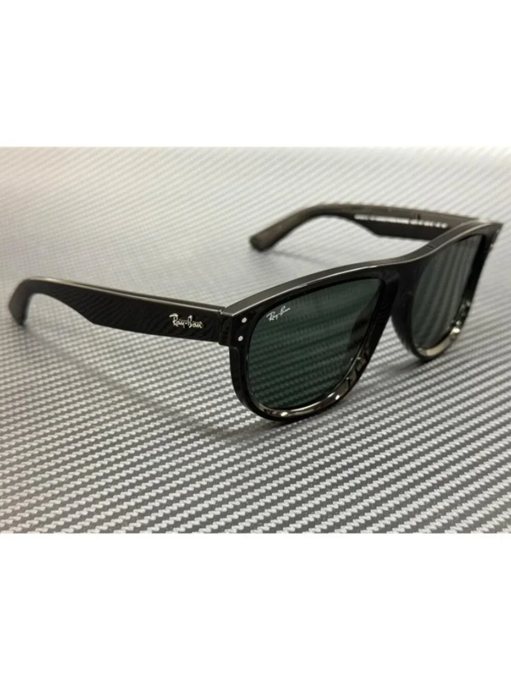 Ray-Ban